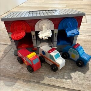 Melissa & Doug Emergency Vehicle Toy Set with Garage